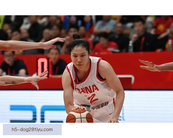 中国女篮72-66力克巴西 她成最大功臣